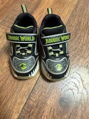 Kids' Jurassic Park Black & Neon Green Light-Up Sneakers